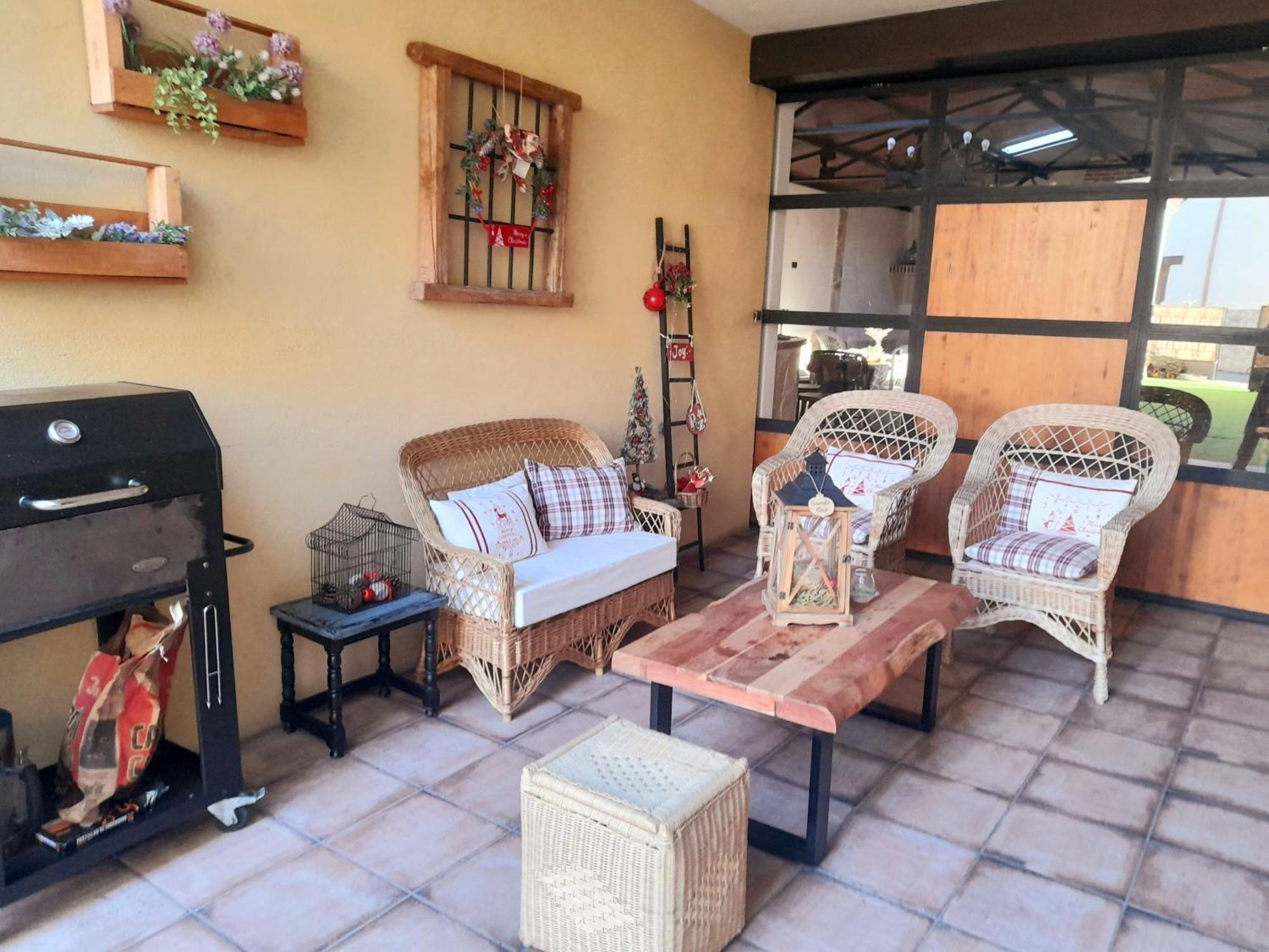 El Trastero De Carmelo Holiday home Maello
